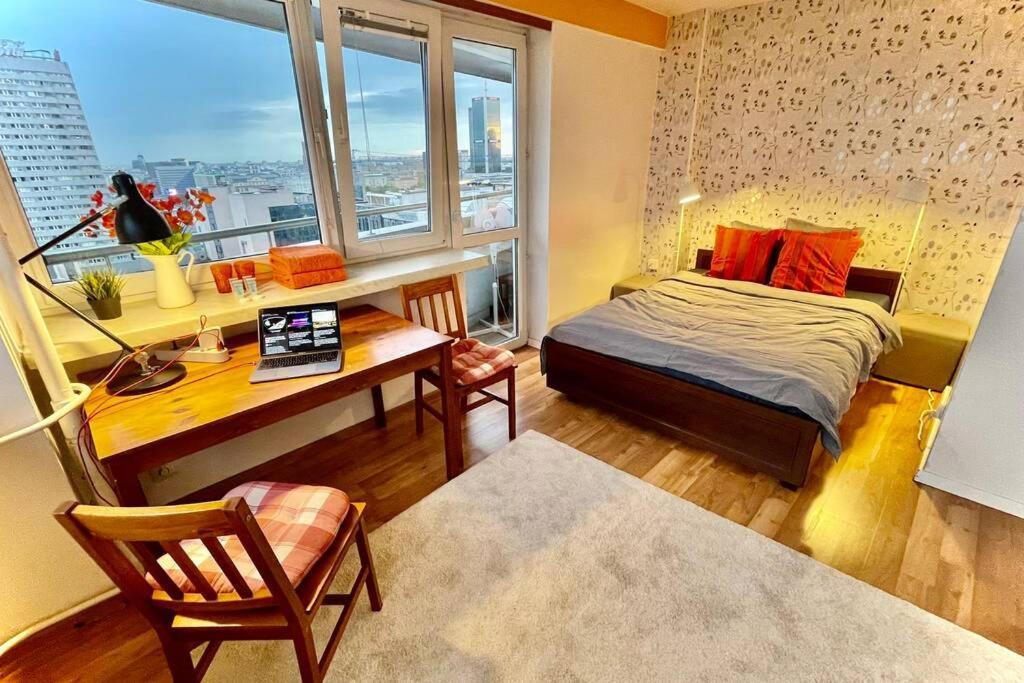 바르샤바 Orange Metro Fast Wifi 1Gbs Big Tv Hbo Appletv 아파트 외부 사진