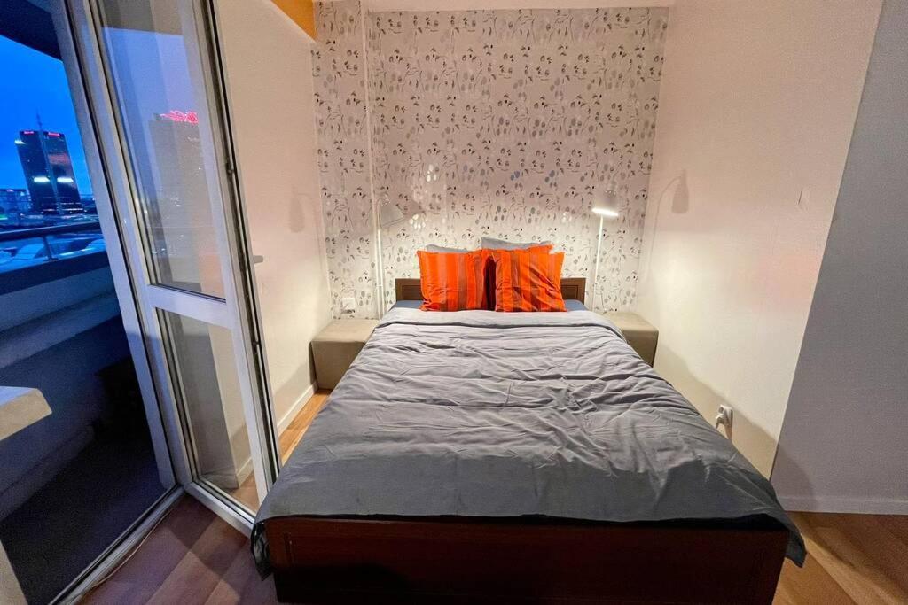 바르샤바 Orange Metro Fast Wifi 1Gbs Big Tv Hbo Appletv 아파트 외부 사진