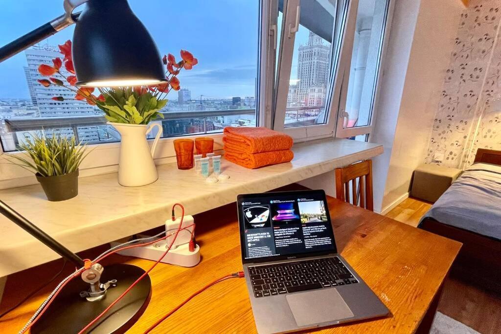 바르샤바 Orange Metro Fast Wifi 1Gbs Big Tv Hbo Appletv 아파트 외부 사진